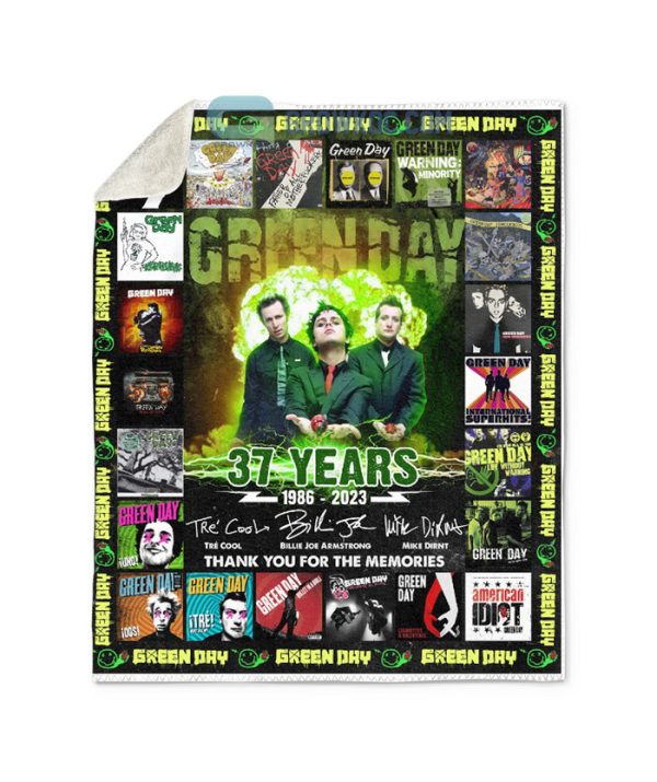 Greenday 37 Years 1986-2023 Thank You For The Memories  Fleece Blanket, Quilt