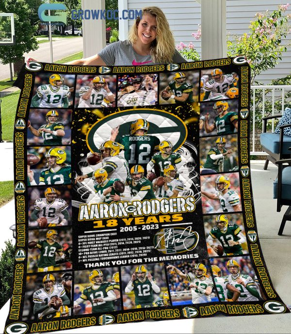 Aaron Rodgers Green Pay Packers 18 Years 2005-2023 Fleece Blanket, Quilt