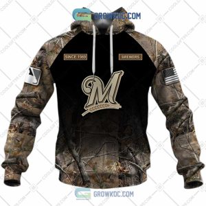 Milwaukee Brewers MLB In Classic Style With Paisley In October We Wear Pink  Breast Cancer Hoodie T Shirt - Growkoc