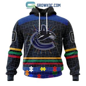 NHL Vancouver Canucks Personalized Design Paisley We Wear Pink Breast Cancer Hoodie T-Shirt