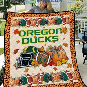 Oregon Ducks NCAA Football Welcome Fall Pumpkin Halloween Fleece Blanket Quilt