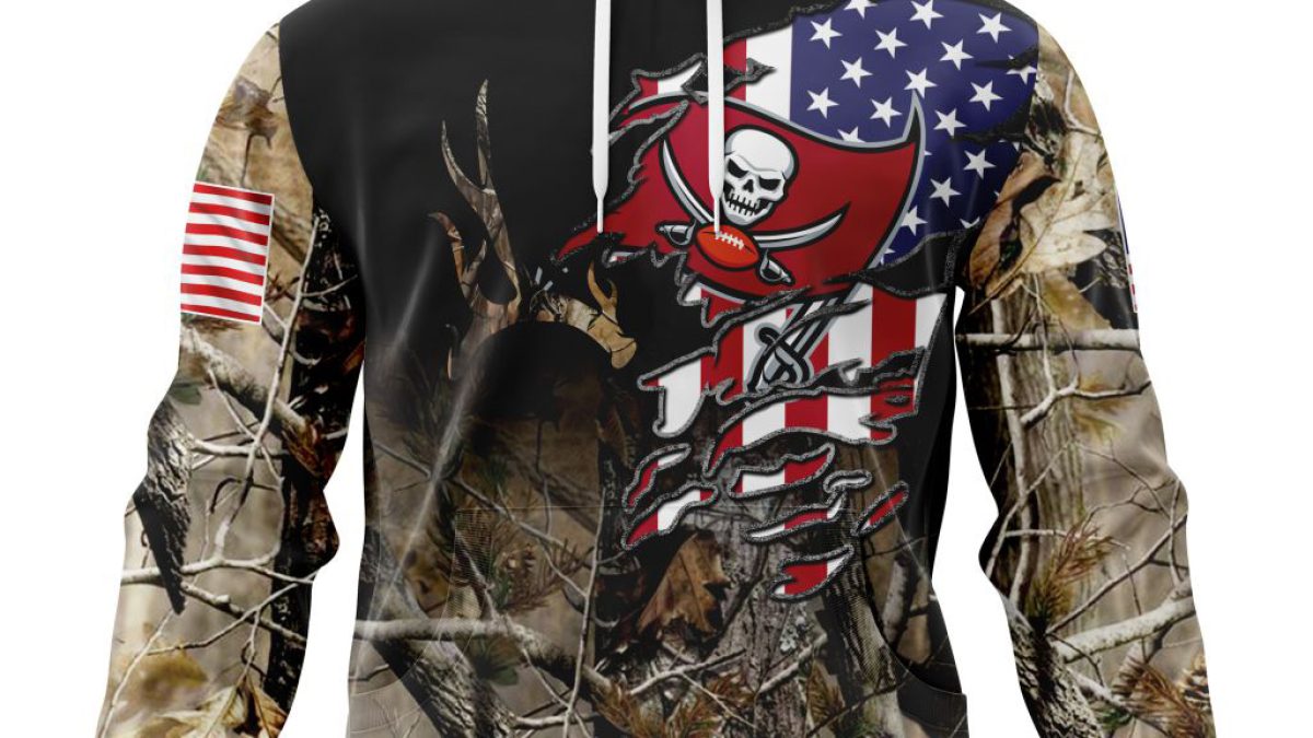 Tampa Bay Buccaneers NFL Special Camo Realtree Hunting Personalized Hoodie  T Shirt - Growkoc