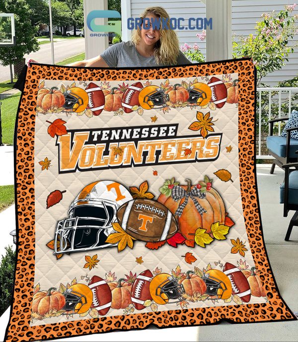 Tennessee Volunteers NCAA Football Welcome Fall Pumpkin Halloween Fleece Blanket Quilt