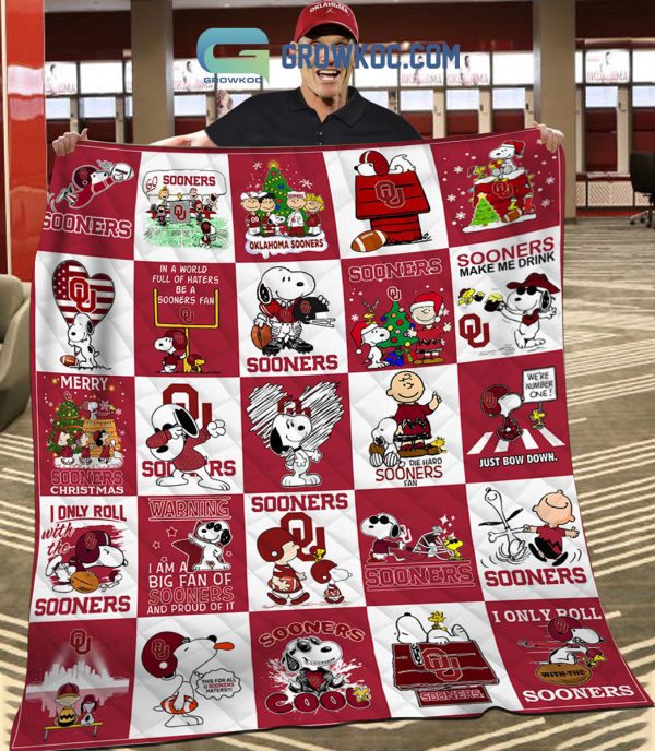 Oklahoma Sooners NCAA Snoopy Peanuts Die Hard Fan Christmas Fleece Blanket Quilt