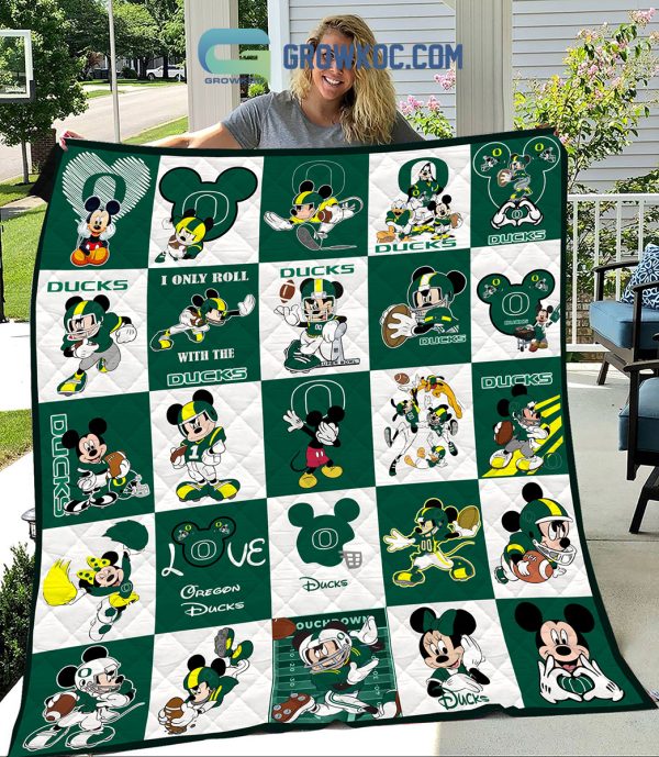 Oregon Ducks NCAA Mickey Disney Fleece Blanket Quilt