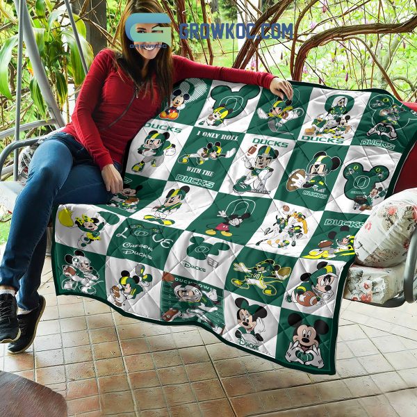 Oregon Ducks NCAA Mickey Disney Fleece Blanket Quilt