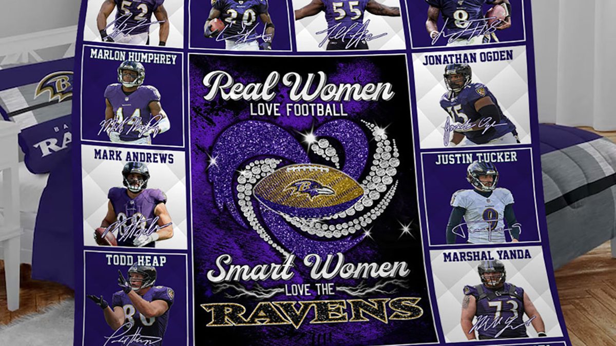 Real Women Love Football Smart Women Love The Baltimore Ravens T Shirt -  Growkoc