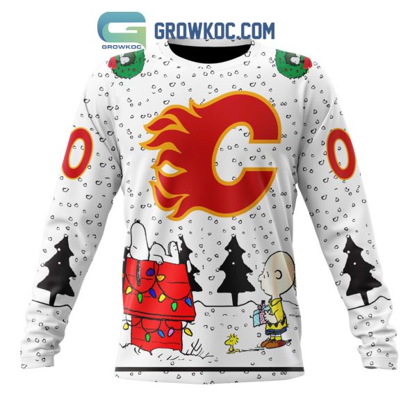 Calgary Flames NHL Mix Snoopy Peanuts Christmas Personalized Hoodie T Shirt