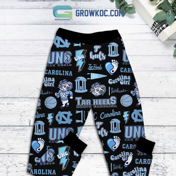 North Carolina Tar Heels Kind Fleece Pajamas Set