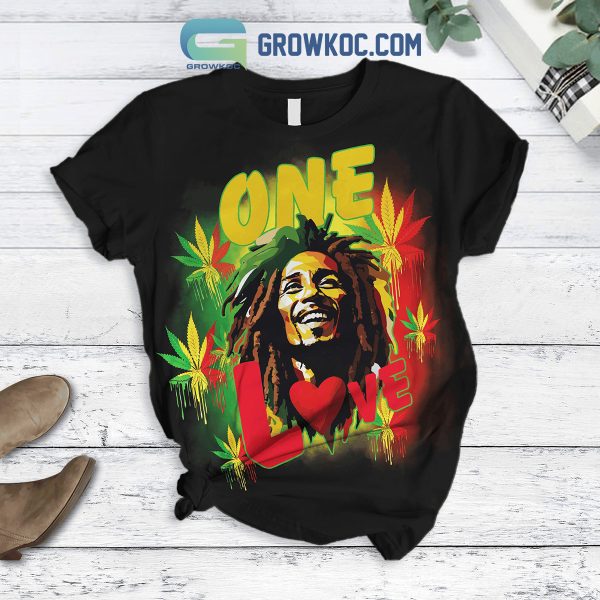 Bob Marley When You Smoke The Herb Fleece Pajamas Set