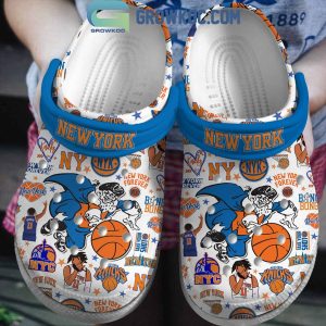 New York Knicks Take Your Shot Basketball Fan Crocs Clogs
