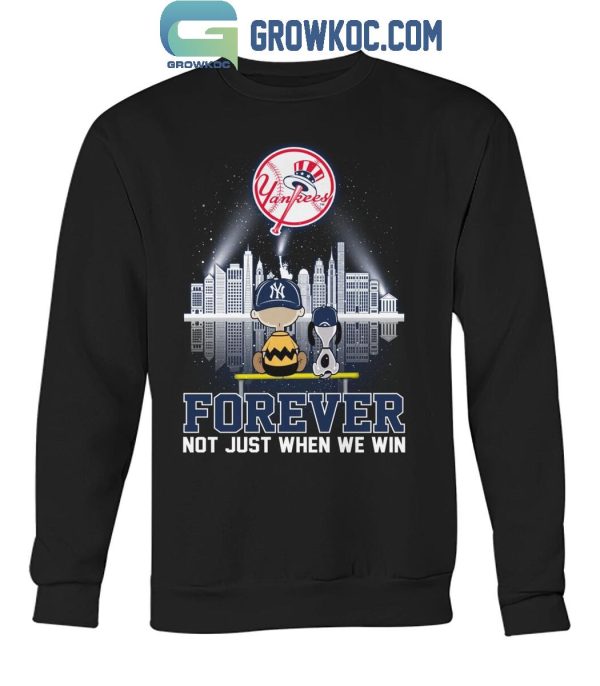 Snoopy New York Yankees Baseball Team Skyline Forever Fan T-Shirt