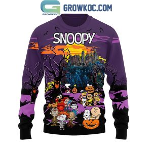 Snoopy Halloween In Haunted Mansion 2024 Hoodie T-Shirt