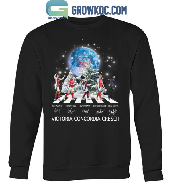 Arsenal Victoria Concordia Crescit Christmas 2024 T-Shirt