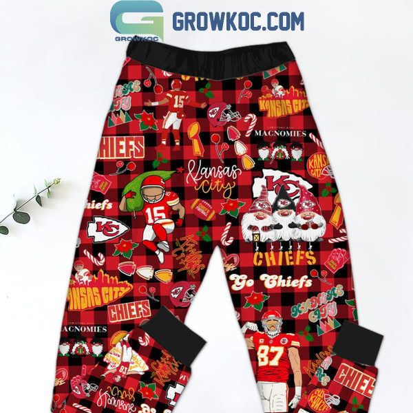 Kansas City Chiefs Grinch 2024 I Hate People But Love Chiefs Fleece Pajamas Set