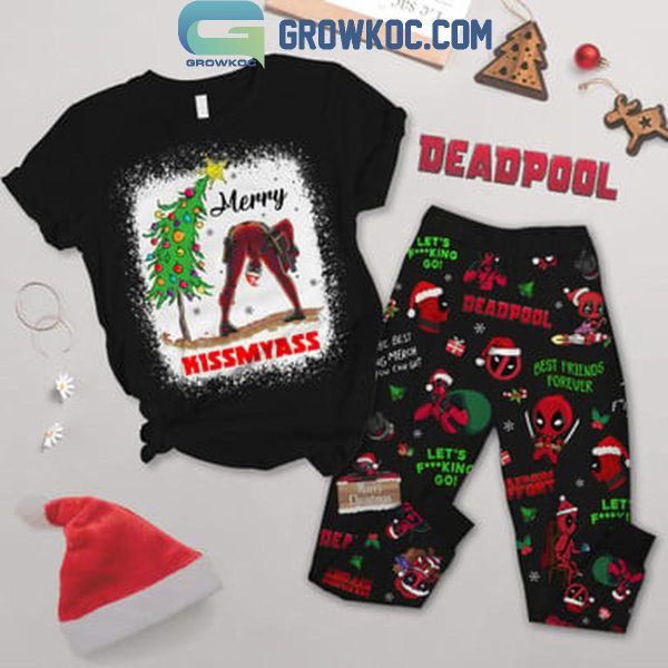 Deadpool Wolverine Kiss MyAss In Christmas Fleece Pajamas Set