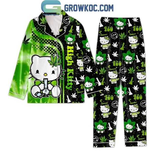 Hello Kitty High Kitty 420 Polyester Pajamas Set