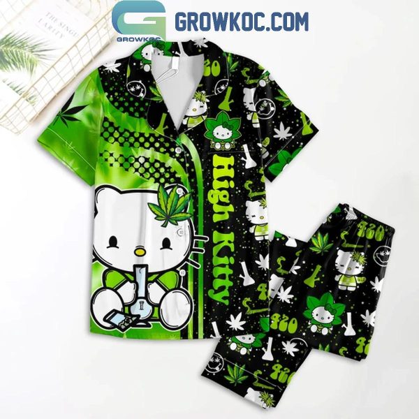 Hello Kitty High Kitty 420 Polyester Pajamas Set