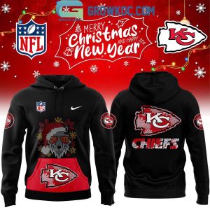 Kansas City Chiefs Bobble Hat Merry Christmas 2024 Hoodie T-Shirt