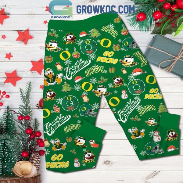 Oregon Ducks Merry Christmas And Happy New Year 2025 Fleece Pajamas Set