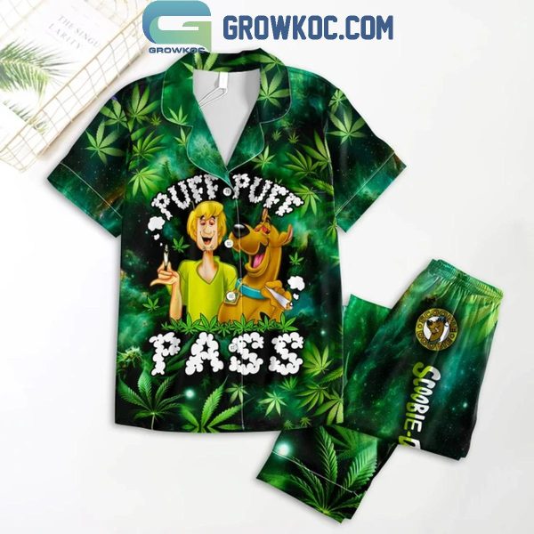 Scooby-Doo Puff Puff Pass Cannabis Polyester Pajamas Set