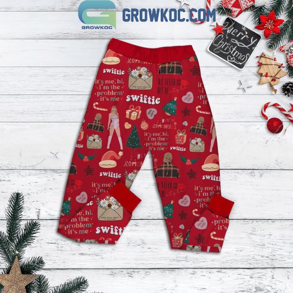 Taylor Swift Santa’s Favorite Merry Christmas Fleece Pajamas Set