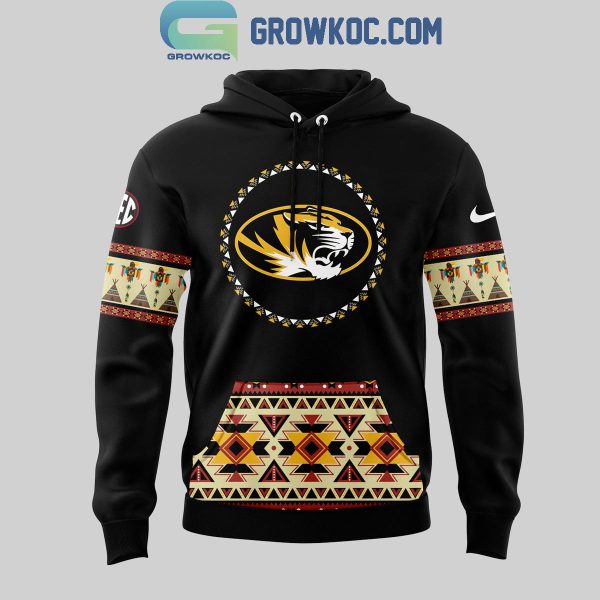 Missouri Tigers Football Remember Native American Heritage Hoodie T-Shirt